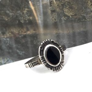 925 silver carved black oval onyx ring .Statement ring. Black stone silver ring